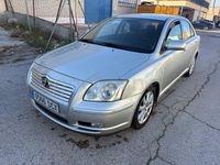 Usado Toyota Avensis Sol 129 CV (94 kW) 2005 Gris / plata Berlina