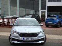 Usado Skoda Fabia Active 80 CV (58 kW) 2022 Gris / plata Utilitario