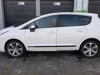 Usado Peugeot 3008 Allure 131 CV (96 kW) 2016 Blanco SUV