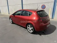 Usado Seat Leon Sport 140 CV (102 kW) 2006 Granate Utilitario