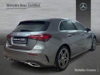 Usado Mercedes A180 AMG line 116 CV (85 kW) 2024 Gris montaña Utilitario