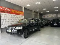 Second-hand VW Touareg R-line 231 CP (169 kW) 2006 Negru SUV
