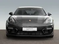 Usado Porsche Panamera 4S 560 CV (411 kW) 2021 Gris / plata Berlina