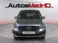 Usado Mercedes T180 116 CV (85 kW) 2023 Gris / plata Monovolumen