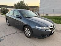 Usado Honda Accord Executive 140 CV (102 kW) 2006 Gris / plata Berlina