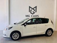 Usado Renault Scénic III LIMITED 115 CV (84 kW) 2016 Blanco Monovolumen