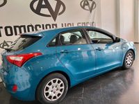 Usado Hyundai i30 90 CV (66 kW) 2012 Azul Berlina