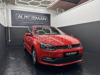 Usado VW Polo Edition 60 CV (44 kW) 2014 Rojo Berlina