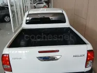 Usado Toyota HiLux Plus 150 CV (110 kW) 2024 Blanco Pickup/Camioneta
