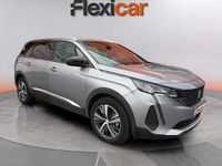 Usado Peugeot 5008 Allure 136 CV (100 kW) 2024 Gris SUV