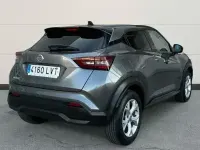 Usado Nissan Juke N-Connecta 114 CV (83 kW) 2021 Gris SUV