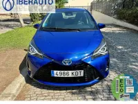 Usado Toyota Yaris 99 CV (72 kW) 2017 Azul Utilitario