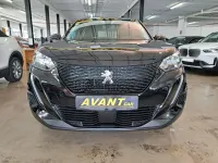 Usado Peugeot 2008 Active 100 CV (73 kW) 2021 Negro SUV