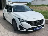 Usado Peugeot 308 Allure 131 CV (96 kW) 2022 Blanco Utilitario