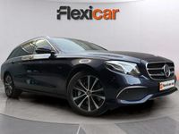 Usado Mercedes E300 320 CV (235 kW) 2020 Azul Familiar
