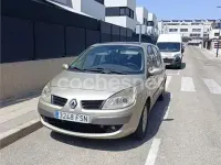 Usado Renault Grand Scénic II Dynamique 130 CV (95 kW) 2007 Beige Monovolumen