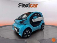 Usado XEV Yoyo 29 kW (40 CV) 2024 Azul Utilitario