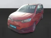 Käytetty Toyota Proace Verso Active 131 HP (96 kW) 2023 Punainen Farmari