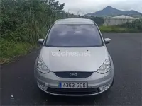 Usado Ford Galaxy Ghia 140 CV (102 kW) 2008 Gris / plata Monovolumen