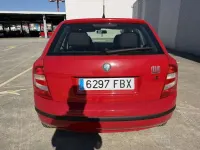 Usado Skoda Fabia 64 CV (47 kW) 2006 Rojo Utilitario