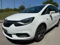 Usado Opel Zafira Excellence 170 CV (125 kW) 2017 Blanco Monovolumen
