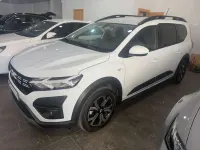 Usado Dacia Jogger Expression 110 CV (80 kW) 2023 Blanco Monovolumen