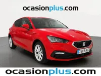 Usado Seat Leon Style 110 CV (80 kW) 2023 Rojo Berlina