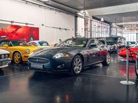 Usado Jaguar XK8 298 HP (219 kW) 2007 Cinzento Coupé