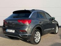 Usado VW T-Roc Advance 150 CV (110 kW) 2021 Gris SUV