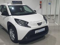 Usado Toyota Aygo X Play 72 CV (52 kW) 2022 Blanco SUV