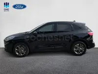Usado Ford Kuga ST-Line 150 CV (110 kW) 2022 Negro agate (metalizado) SUV
