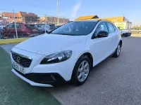 Usado Volvo V40 CC Momentum 150 CV (110 kW) 2015 Blanco Familiar