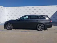 Usado Mercedes E220 194 CV (142 kW) 2021 Gris Familiar