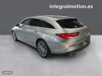 Usado Mercedes CLA180 Shooting Brake 114 CV (83 kW) 2020 Gris Familiar