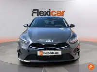 Usado Kia Ceed 136 CV (100 kW) 2023 Azul Utilitario