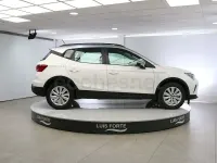 Usado Seat Arona Style 110 CV (80 kW) 2023 Blanco SUV