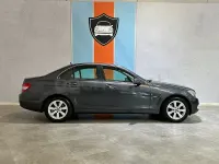 Usado Mercedes C180 Classic 156 CV (114 kW) 2009 Gris / plata Familiar