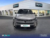Usado Renault Symbioz Techno 140 CV (102 kW) 2025 Gris / plata SUV