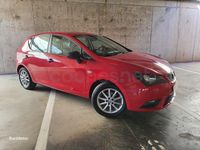 Usado Seat Ibiza Reference 70 CV (51 kW) 2013 Rojo Berlina