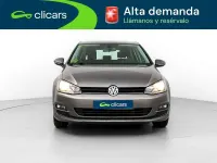 Usado VW Golf VII Business 105 HP (77 kW) 2015 Cinzento Citadino