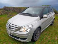 Usado Mercedes B200 156 CV (114 kW) 2012 Gris / plata Monovolumen