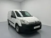 Usado Citroën Berlingo Live 75 CV (55 kW) 2016 Blanco Monovolumen
