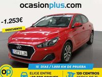 Usado Hyundai i30 120 CV (88 kW) 2020 Rojo Utilitario