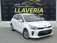 Usado Kia Rio 100 CV (73 kW) 2019 Blanco Berlina