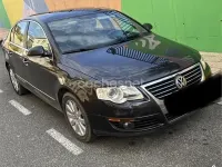 Usado VW Passat Highline 140 CV (102 kW) 2005 Gris / plata Berlina