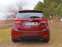 Usado Hyundai ix20 90 CV (66 kW) 2017 Granate Utilitario
