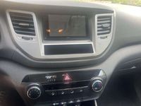 Käytetty Hyundai Tucson 178 HP (130 kW) 2017 Valkoinen Katumaasturi
