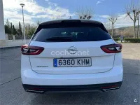 Usado Opel Insignia Country Tourer 170 CV (125 kW) 2018 Verde Familiar