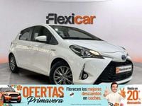 Usado Toyota Yaris Hybrid Active 100 CV (73 kW) 2020 Blanco Utilitario