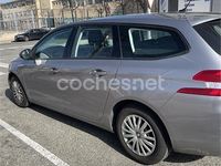 Usado Peugeot 308 SW Active 120 CV (88 kW) 2016 Gris / plata Familiar